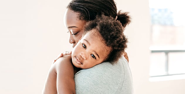 TYLENOL® puede ayudarte a cuidar a tu bebé o niño.